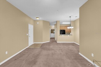 7011 Kirkland Way, Unit 7209-203 in Lake Mary, FL - Building Photo - Building Photo