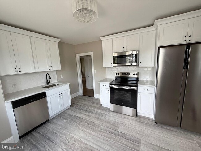 property at 675 N Broad St