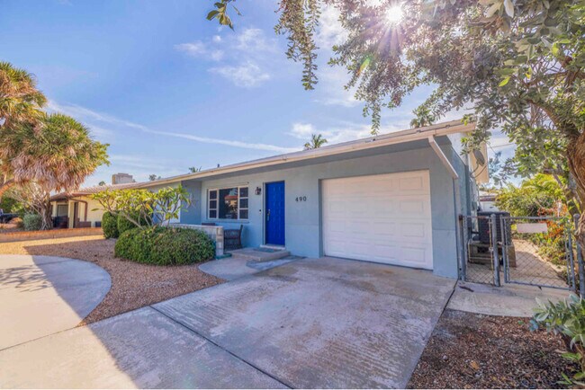 490 82nd Ave in St Pete Beach, FL - Building Photo - Building Photo