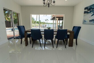 12716 SW 136th Terrace in Miami, FL - Building Photo - Building Photo