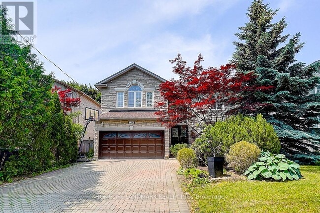 property at 286 Hillcrest Ave