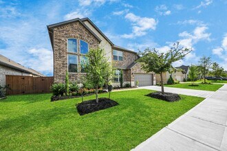 21130 Almaco Dr in Cypress, TX - Building Photo - Building Photo