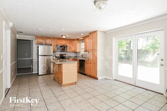 4077 Huntington Forest Blvd in Jacksonville, FL - Building Photo - Building Photo