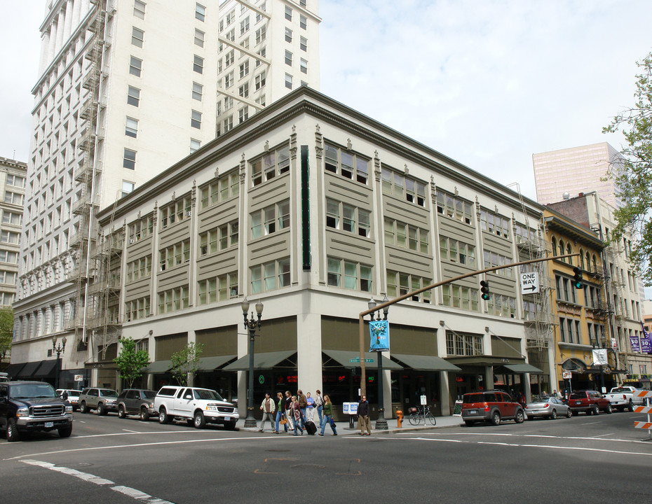 Hotel Alder in Portland, OR - Foto de edificio