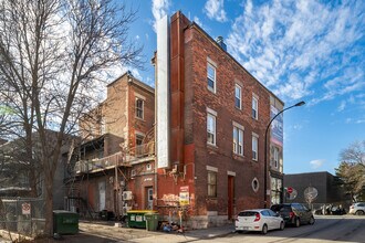 1800-1812 Notre-Dame Rue O in Montréal, QC - Building Photo - Building Photo