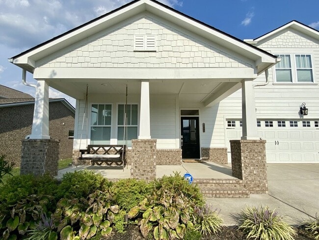 property at 2225 Maytown Cir