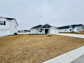 1024 Kinness Dr in Conway, SC - Building Photo - Building Photo