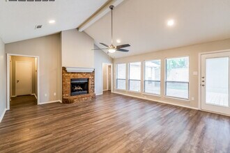 2101 Garner Cir in Rowlett, TX - Building Photo - Building Photo