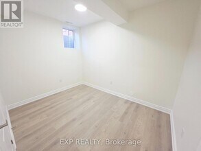 55 William Dunlop St. in Kitchener, ON - Building Photo - Building Photo