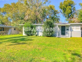 6043 Park St in Jacksonville, FL - Building Photo