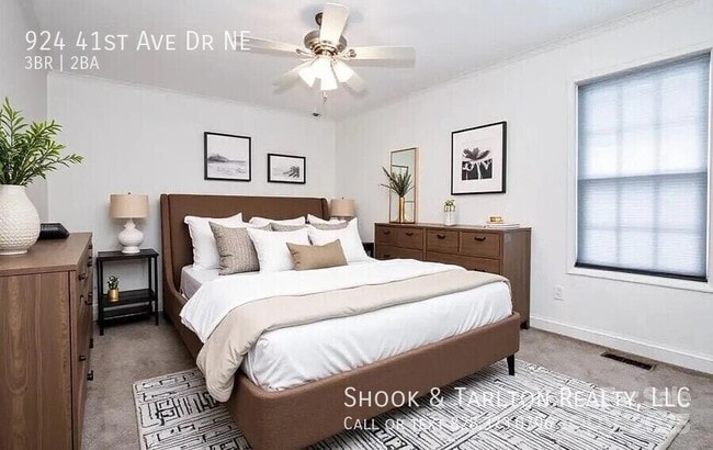 924 41st Ave Dr NE in Hickory, NC - Building Photo - Building Photo