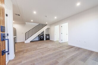 5506 Barton Ave in Los Angeles, CA - Building Photo - Building Photo