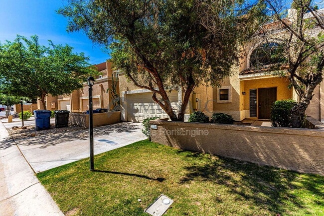 2024 N Sunset Dr in Chandler, AZ - Building Photo - Building Photo