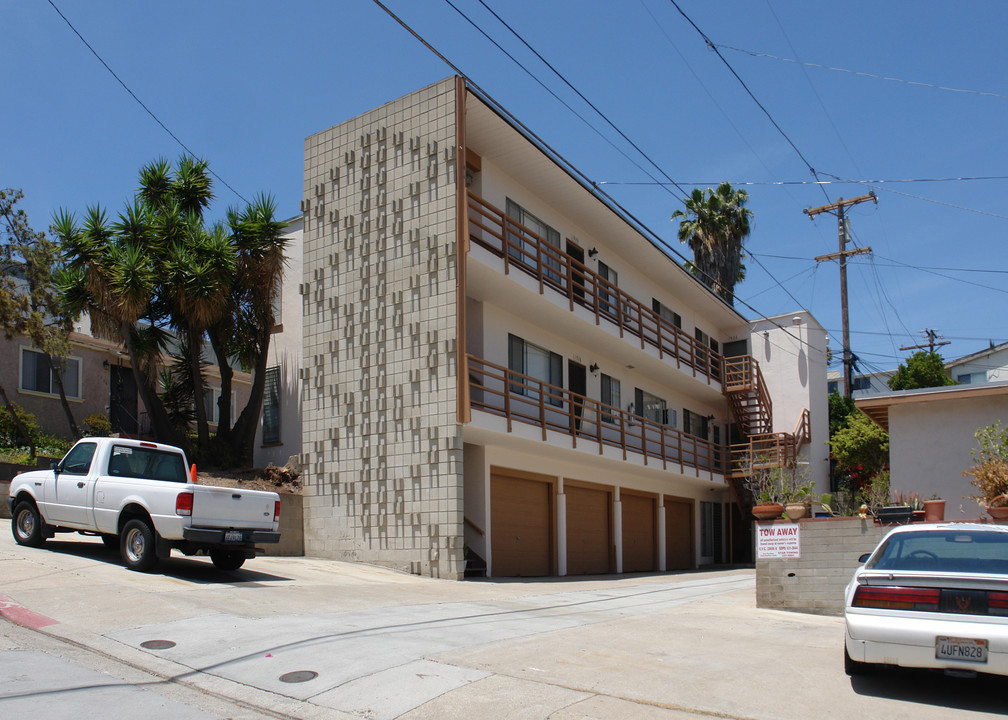 1924 Florida Ct in San Diego, CA - Building Photo