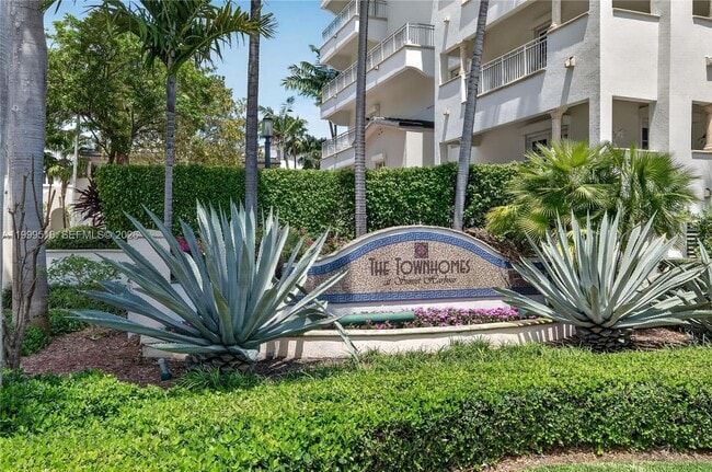 1413 Sunset Harbour Dr in Miami Beach, FL - Building Photo - Building Photo