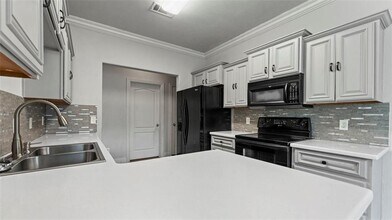 1505 N Cannondale Dr in Fayetteville, AR - Building Photo - Building Photo