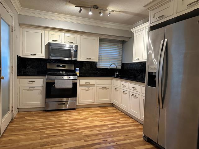 2820 Kirven St in Dallas, TX - Building Photo