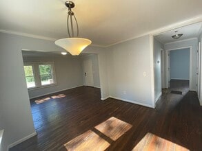 813 Churchill Dr in Shelby, NC - Building Photo - Building Photo