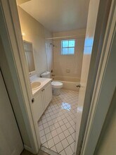 8630 SW 3rd St, Unit 208 in Pembroke Pines, FL - Building Photo - Building Photo