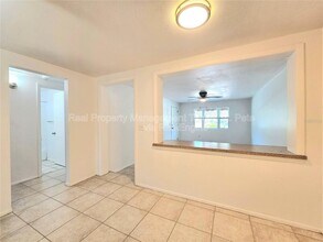 611 Lyndhurst St in Dunedin, FL - Building Photo - Building Photo