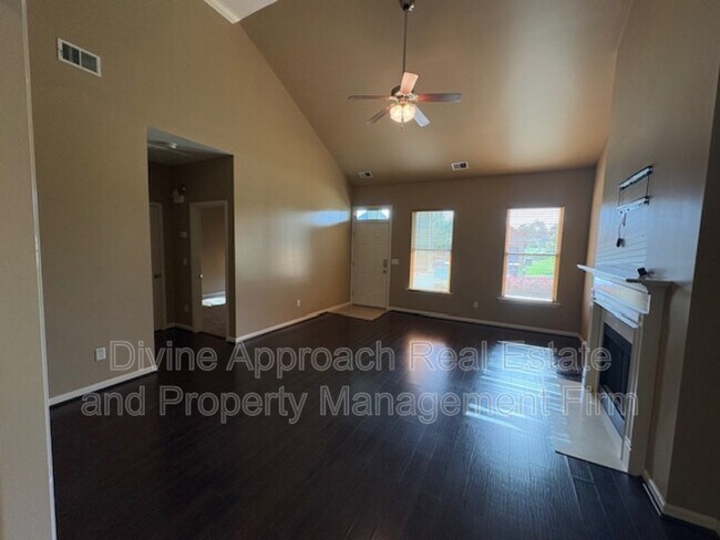 4297 Sierra Way in Gardendale, AL - Building Photo - Building Photo