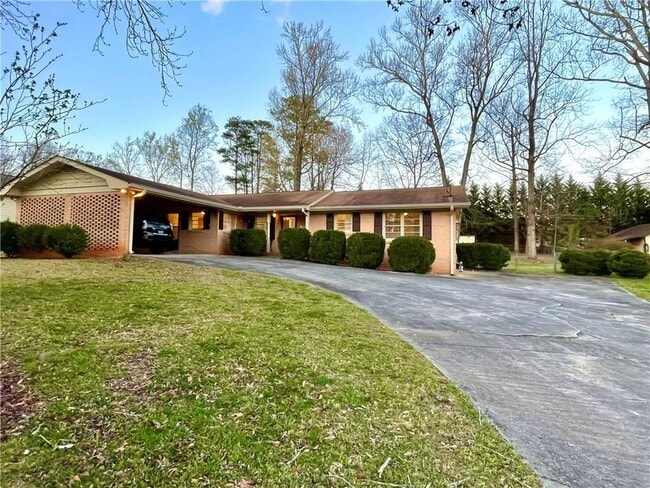 4457 Frontier Way NE in Sugar Hill, GA - Building Photo - Building Photo