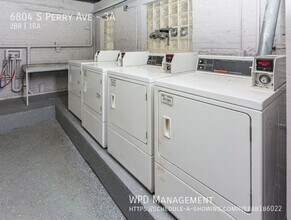 6804 S Perry Ave in Chicago, IL - Building Photo - Building Photo