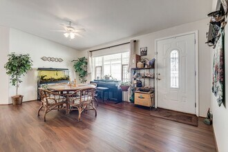 1269 Dean Ct in Henderson, NV - Building Photo - Building Photo