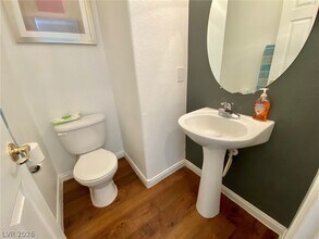 6434 Frosted Dawn Ct in Las Vegas, NV - Building Photo - Building Photo