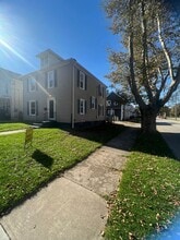 2402 Plum St in Erie, PA - Building Photo - Building Photo