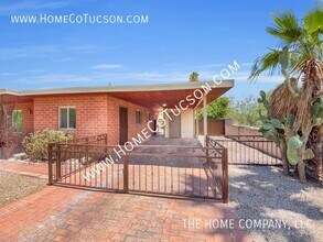 2702 N Richey Blvd in Tucson, AZ - Building Photo - Building Photo