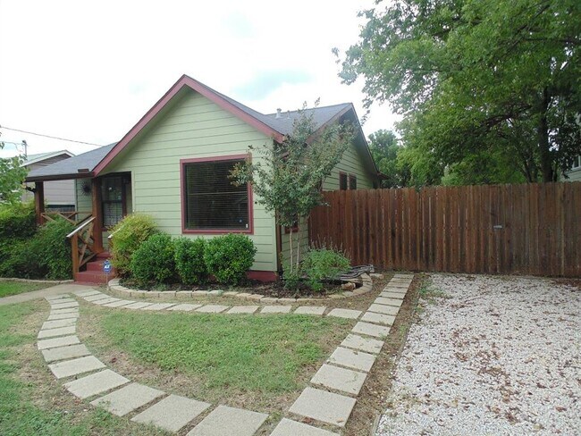 1410 W 51st St in Austin, TX - Building Photo - Building Photo