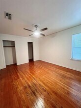 4057 Woodfox St in Houston, TX - Building Photo - Building Photo