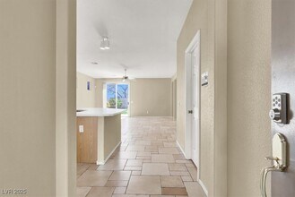 10943 Pumpkin Ridge Ave in Las Vegas, NV - Building Photo - Building Photo