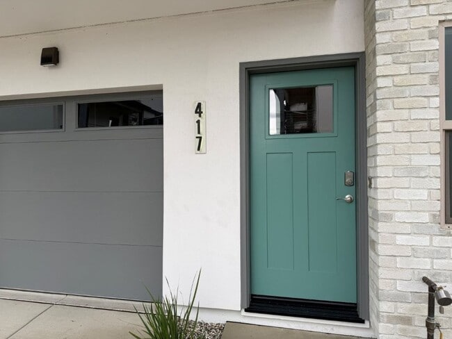 417 Cleveland St in Woodland, CA - Foto de edificio - Building Photo