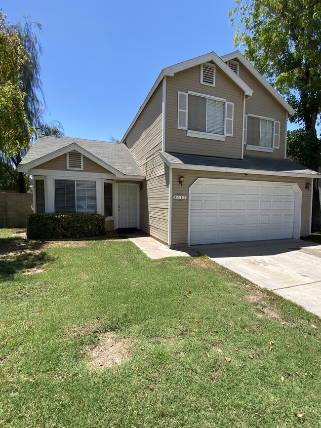 5061 W Chicago Cir S in Chandler, AZ - Foto de edificio - Building Photo