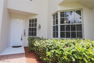 700 L'Ambiance Cir in Naples, FL - Building Photo - Building Photo