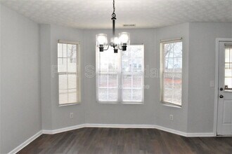 5798 Strathmoor Manor Cir in Lithonia, GA - Building Photo - Building Photo