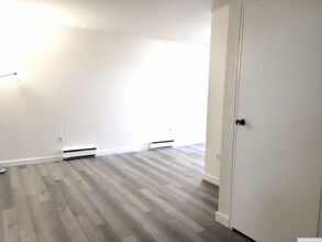 602 Warren St in Hudson, NY - Building Photo - Building Photo