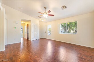 5001 Light Springs Ave in Las Vegas, NV - Building Photo - Building Photo