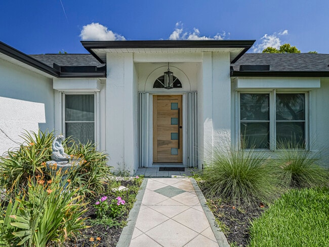 5150 9th St in Vero Beach, FL - Building Photo - Building Photo