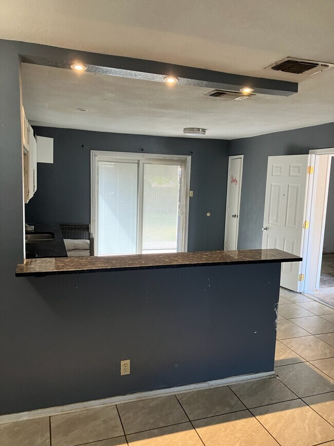 13615 Primwood St in San Antonio, TX - Building Photo - Building Photo