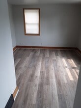 1095 Elmore St in Green Bay, WI - Building Photo - Building Photo