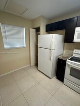 860 NE 207th Terrace in Miami, FL - Building Photo - Building Photo