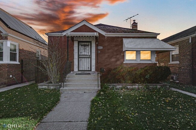 5315 S Hamlin Ave in Chicago, IL - Building Photo - Building Photo
