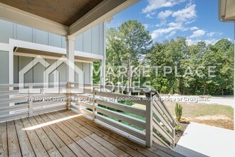 122 Valley View St in Ashland City, TN - Building Photo - Building Photo