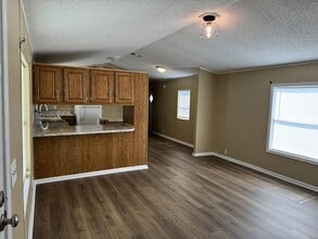 7633 Ling Rd in Lake Charles, LA - Building Photo - Building Photo