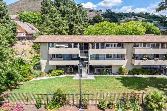 property at 2345 Paloma Ct