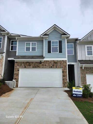property at 487 Stoneybrook Dr