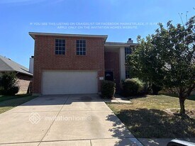 1321 Gayle St in Burleson, TX - Building Photo